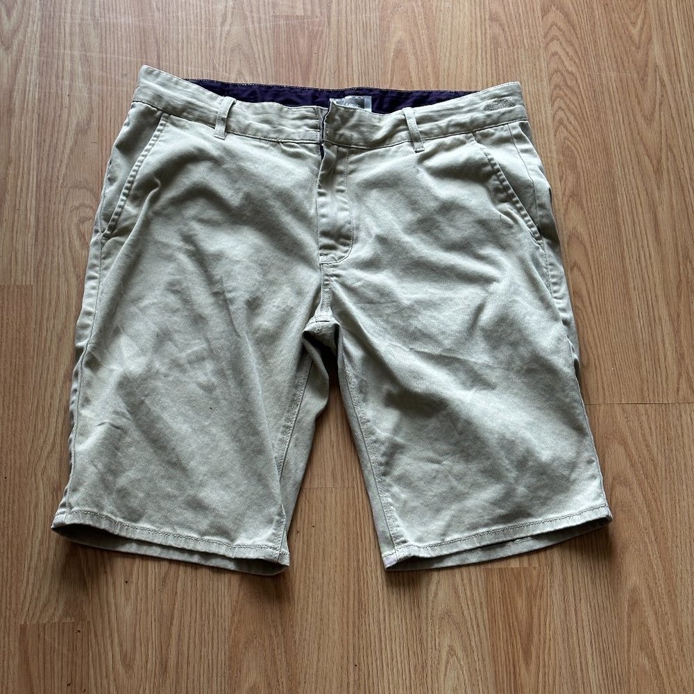 Vintage Altamont Khaki Shorts (2007)